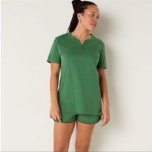 PINK VS CAMPUS HENLEY SHORT SLEEVE TEE